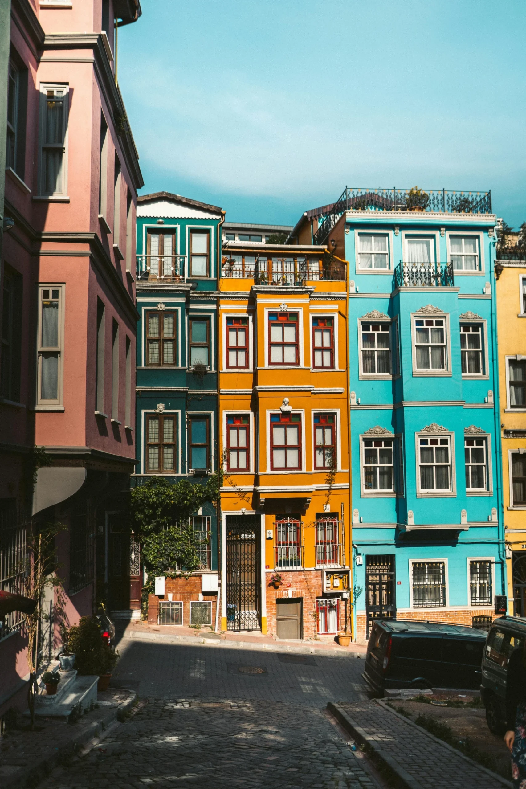 Tracing Istanbul’s History Through İlber Ortaylı’s 13-Step Route