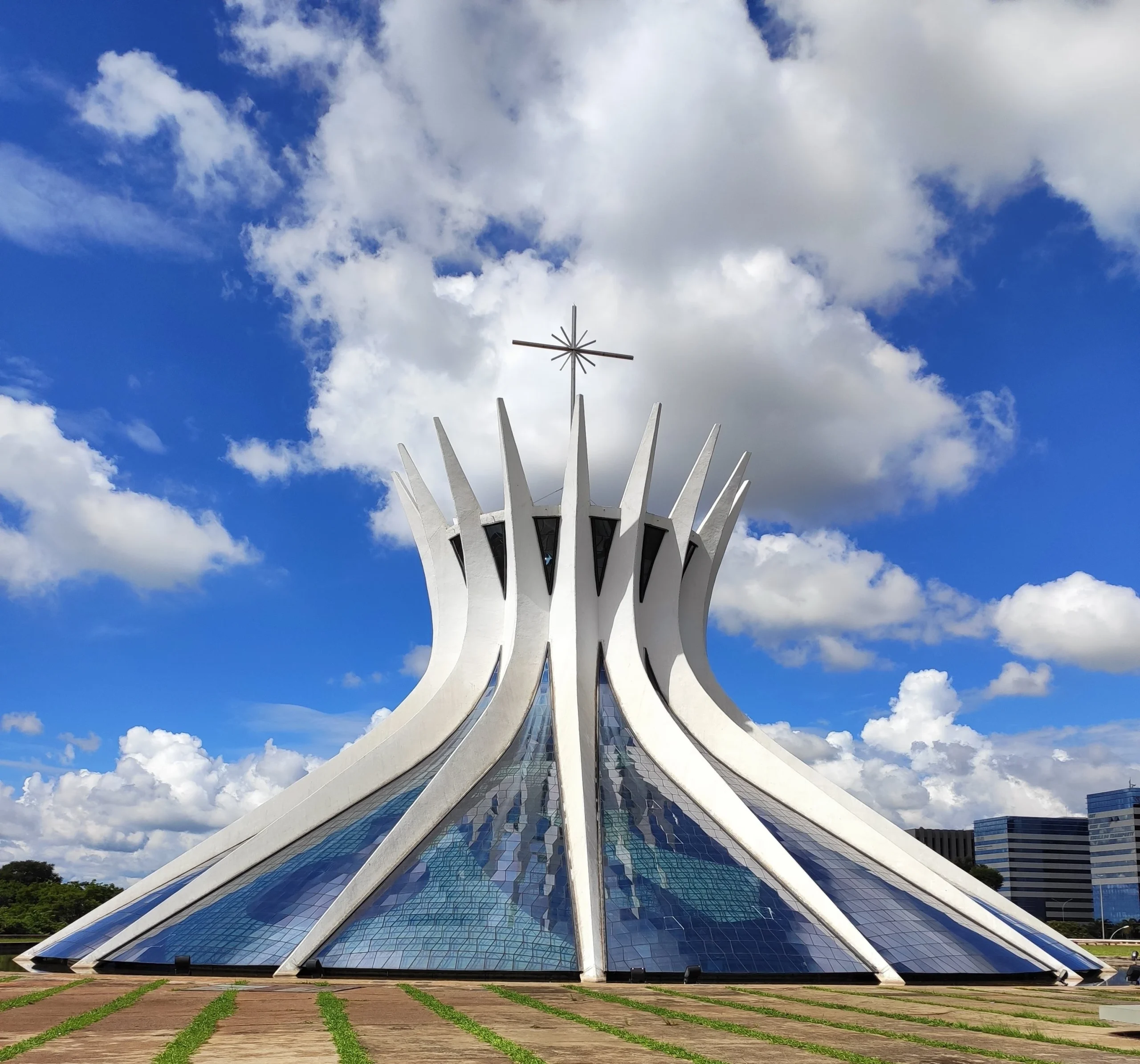 8 Proto-Parametric Churches That Were Ahead of Their Time 24 8 Proto-Parametric Churches That Were Ahead of Their Time