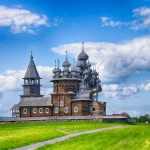 8 Proto-Parametric Churches That Were Ahead of Their Time