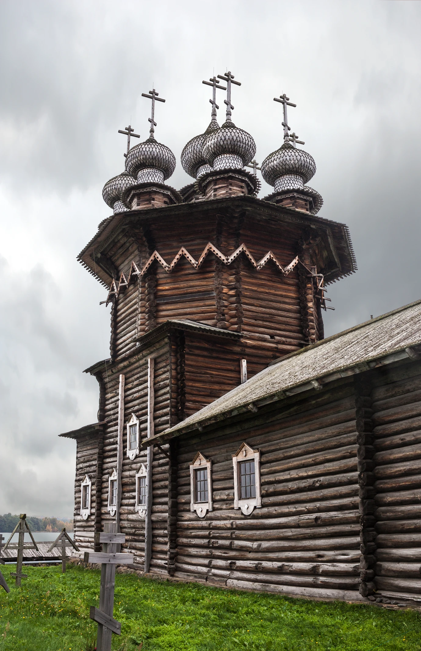 8 Proto-Parametric Churches That Were Ahead of Their Time 21 8 Proto-Parametric Churches That Were Ahead of Their Time