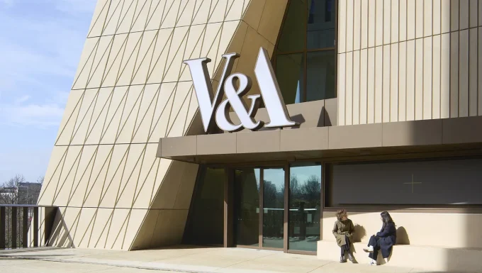 V&A East Museum London by O'Donnell+Tuomey Set to Open with Couture-Inspired Design