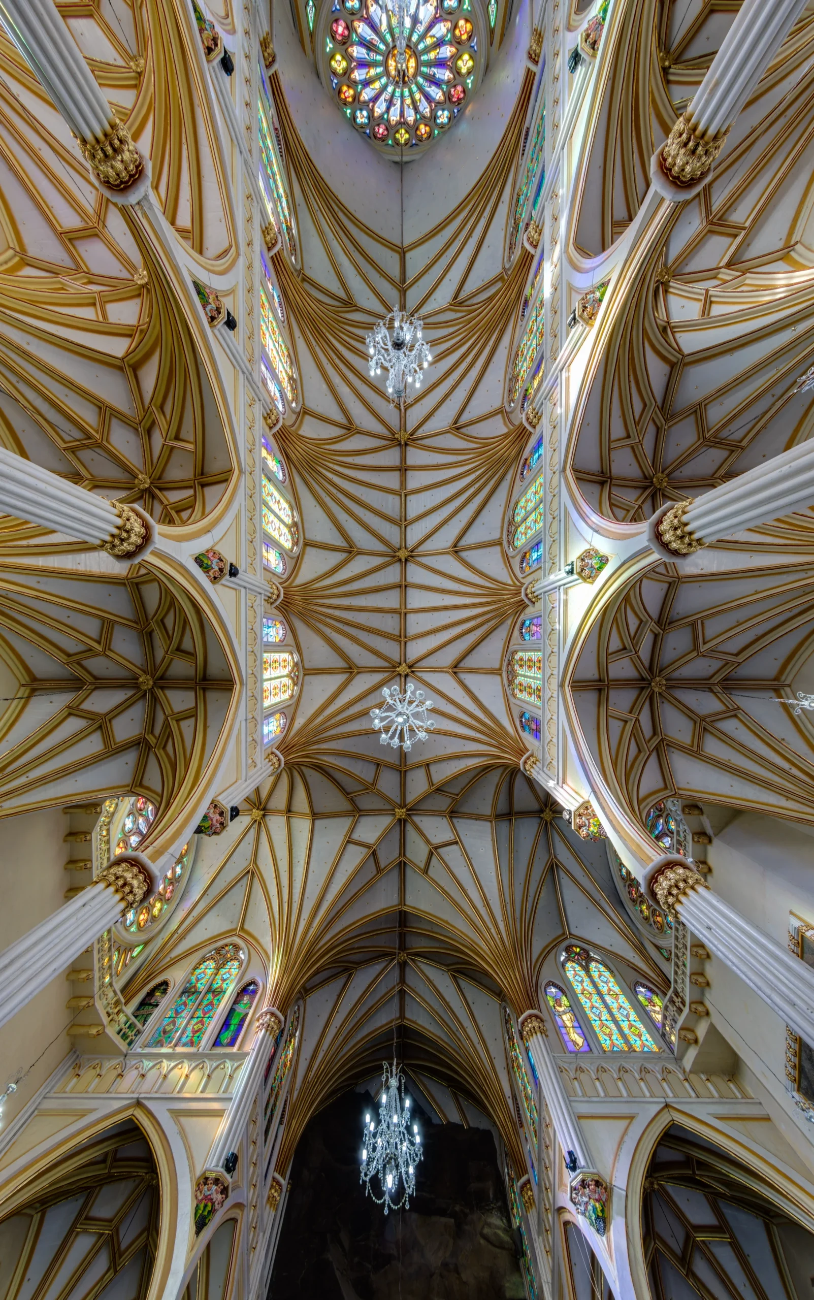 8 Proto-Parametric Churches That Were Ahead of Their Time 9 8 Proto-Parametric Churches That Were Ahead of Their Time