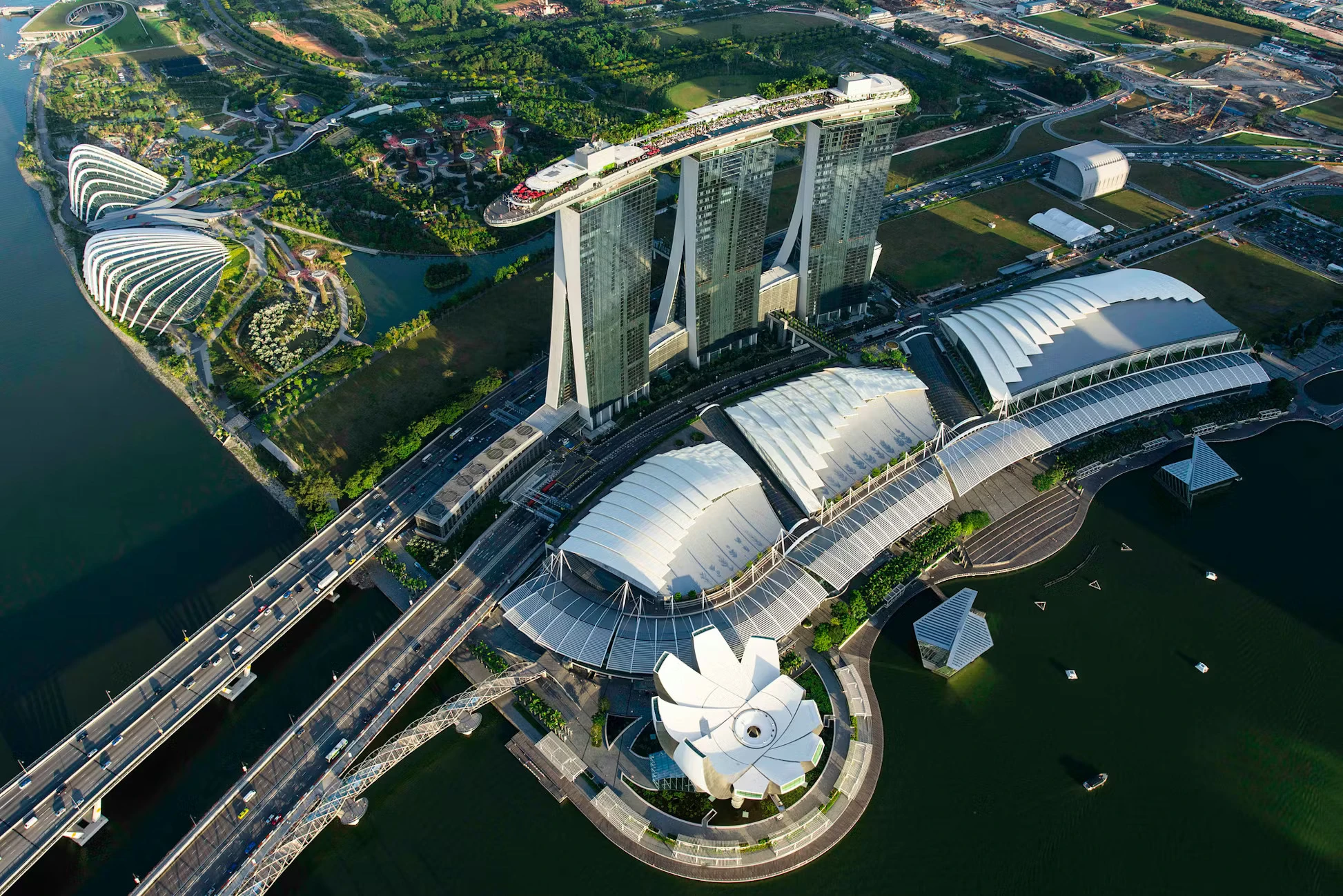 10 Mixed-Use Developments that Changed the Language of Large-Scale Architecture