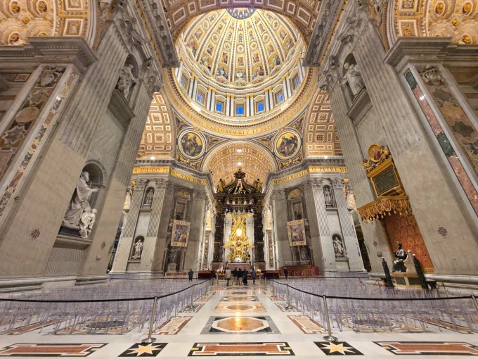 8 Proto-Parametric Churches That Were Ahead of Their Time