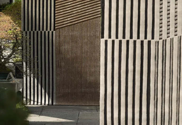 Soft Architecture: Kengo Kuma’s Faces Collection with Jaipur Rugs at Milan Design Week 2026 7 Kengo Kuma’s Faces Collection with Jaipur Rugs at Milan Design Week 2026