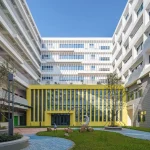 Dynamic and Interconnected Learning Spaces Define Shenzhen Longhua Foreign Languages School by Z&Z STUDIO