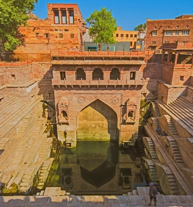 10 Iconic Stepwells That Showcase India’s Architectural Legacy 12 10 Iconic Stepwells