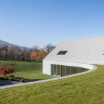 Yaw House by KWK Promes: A Rotating Mountain Home Embedded Into the Beskid Landscape