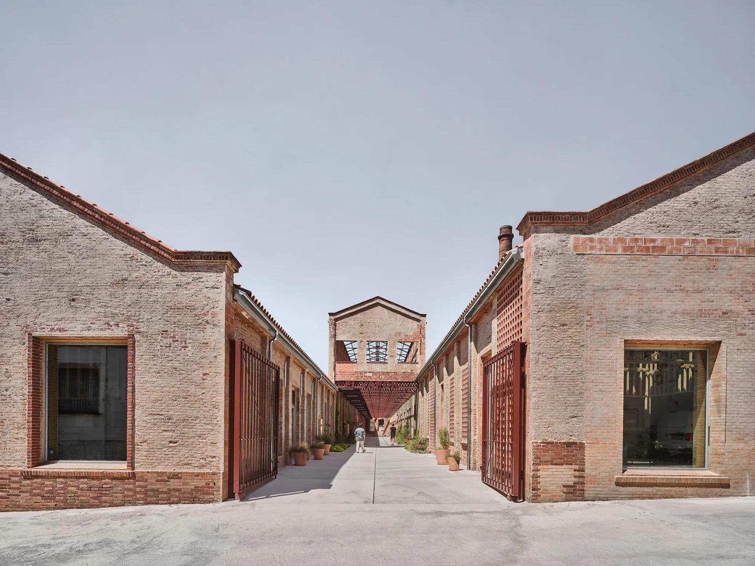 Rehabilitation of Historic Vapor Cortès – Prodis 1923 by H ARQUITECTES | Industrial Heritage