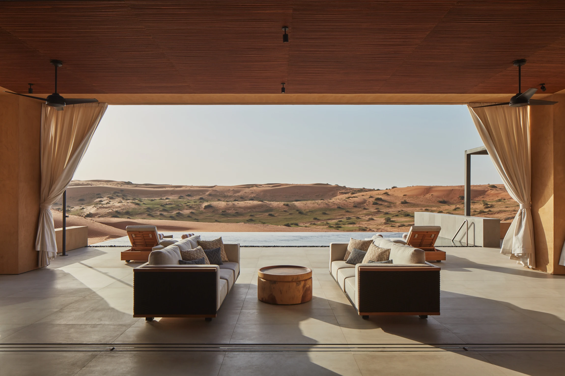 6 Contemporary Desert Retreats Where Design Meets Silence and Sand
