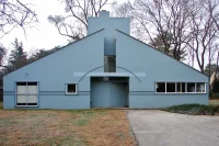Mother's Day Special: 7 Homes Where an Architect’s Greatest Client was their Mother