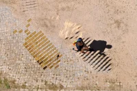 A-L-M-A-D-R-A-V-A: A Kinetic Installation by Moradavaga