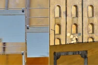 A-L-M-A-D-R-A-V-A: A Kinetic Installation by Moradavaga
