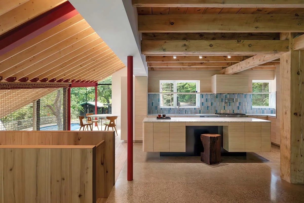 UUfie’s Belfountain House Transforms a Chalet into a Forest Retreat in Ontario 10 UUfie’s Belfountain House Transforms a Chalet into a Forest Retreat in Ontario