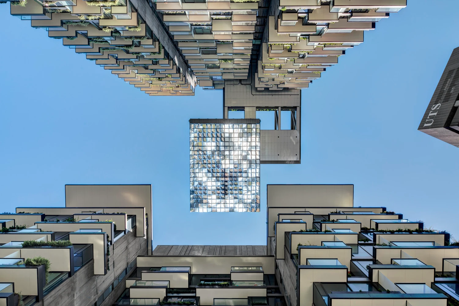 What Climate-Responsive Architecture Could Look Like by 2035? 11 Climate-Responsive Architecture