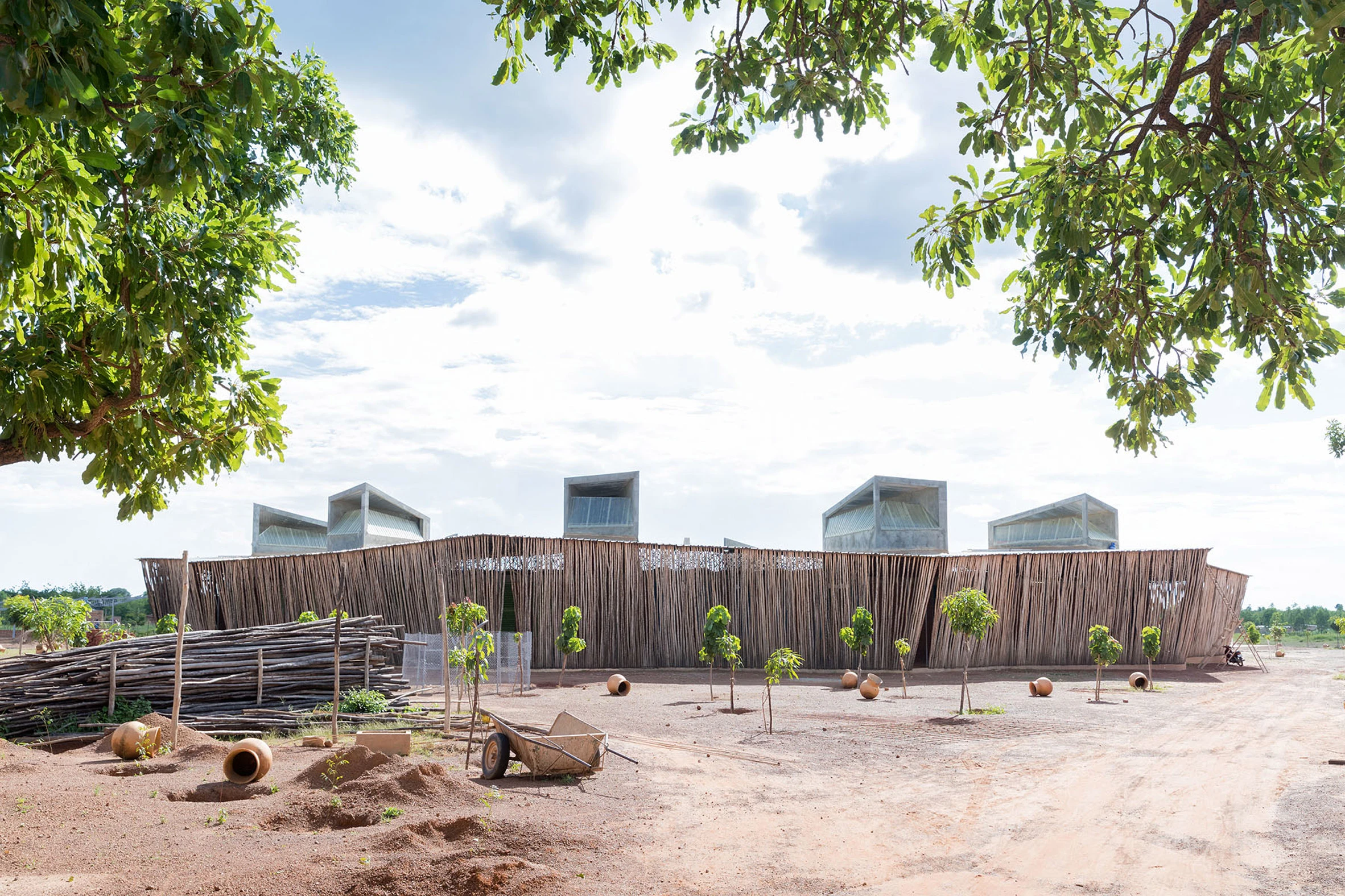 10 Context-Responsive Projects by Diébédo Francis Kéré 10 Diébédo Francis Kéré, Kéré Architecture