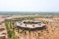 Diébédo Francis Kéré, Kéré Architecture