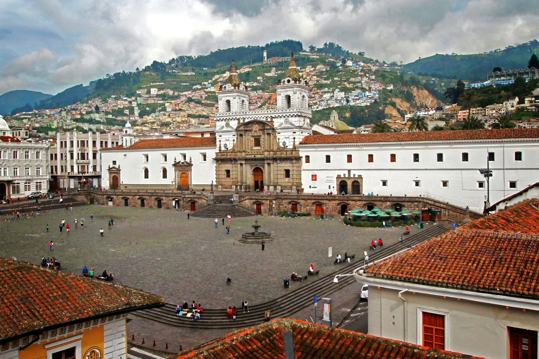 Ecuador City Guide: Architecture, Heritage & Contemporary Design 9 Ecuador City Guide