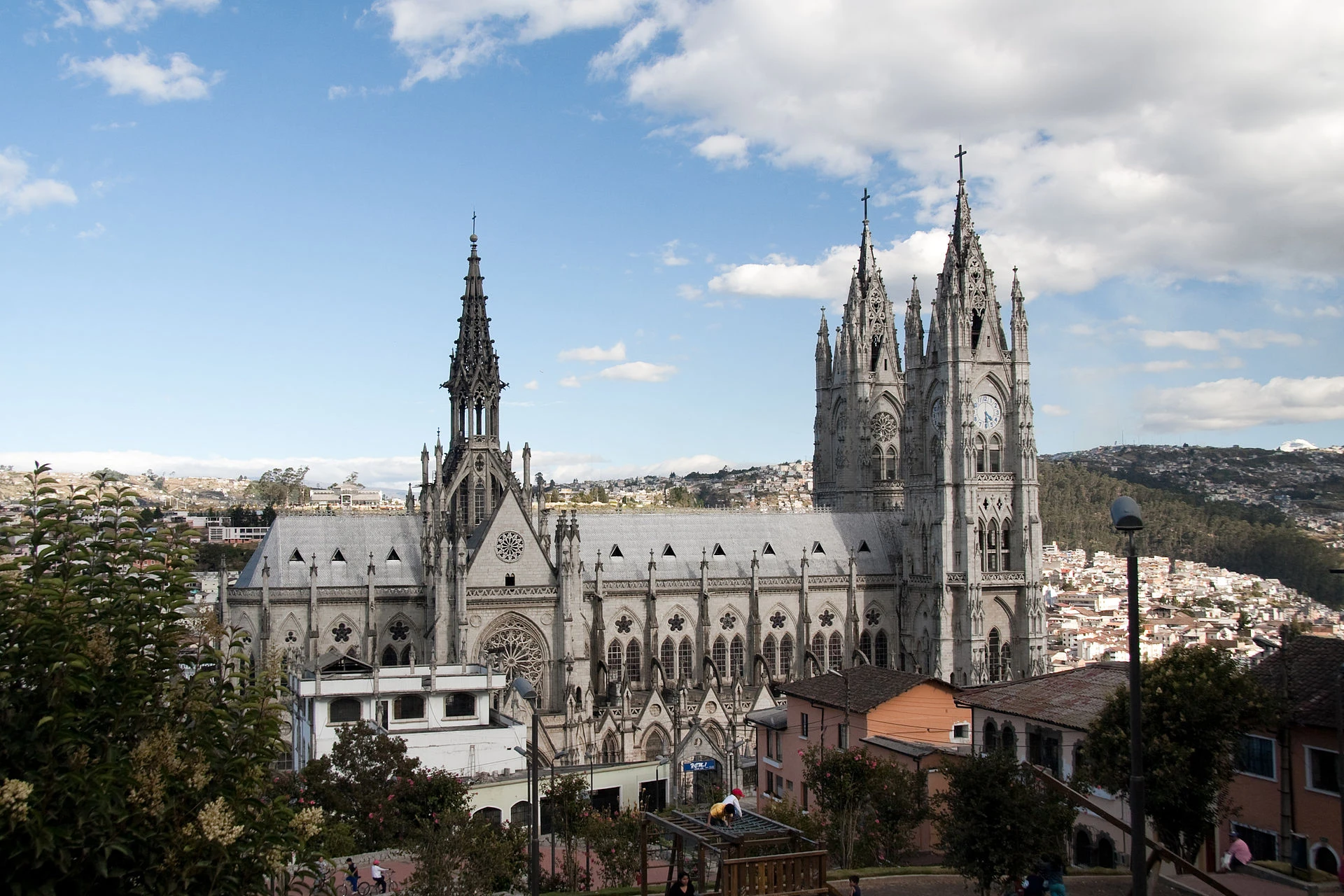 Ecuador City Guide: Architecture, Heritage & Contemporary Design 11 Ecuador City Guide