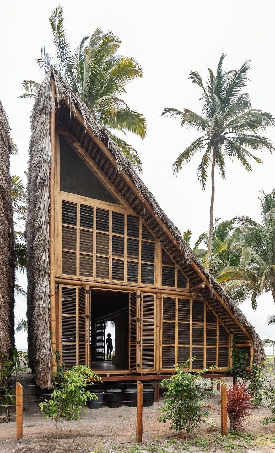 Ecuador City Guide: Architecture, Heritage & Contemporary Design 18 Ecuador City Guide