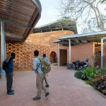 Goethe-Institut Dakar by Francis Kéré is a Climate-Responsive Design Shaped by an Existing Tree