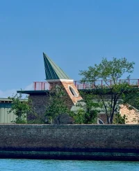 Hugh Hayden’s Huff and Puff Chapel, Venice Biennale 2026