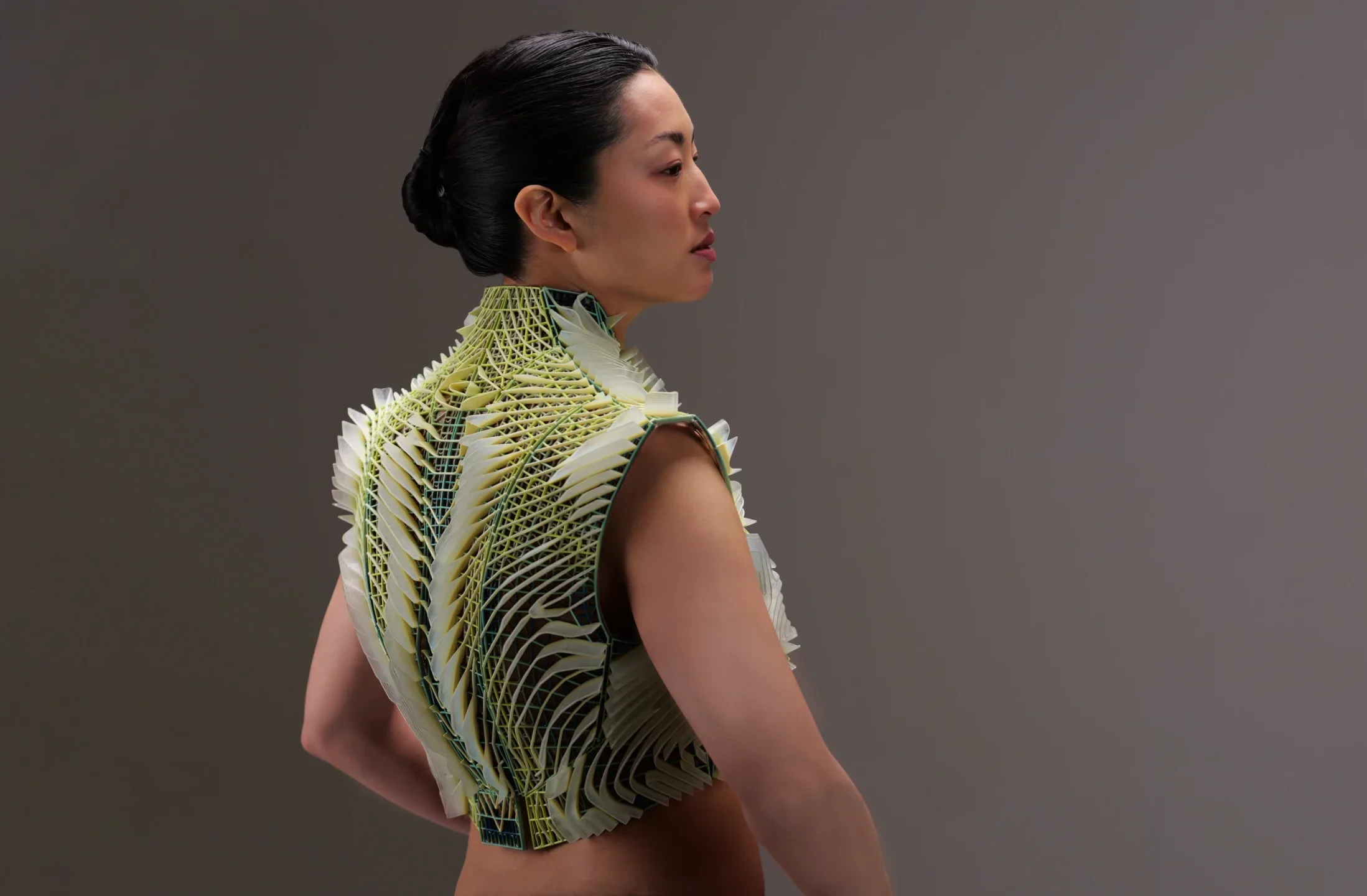 Adaptive System: A Computational Design Methodology for Responsive Clothing