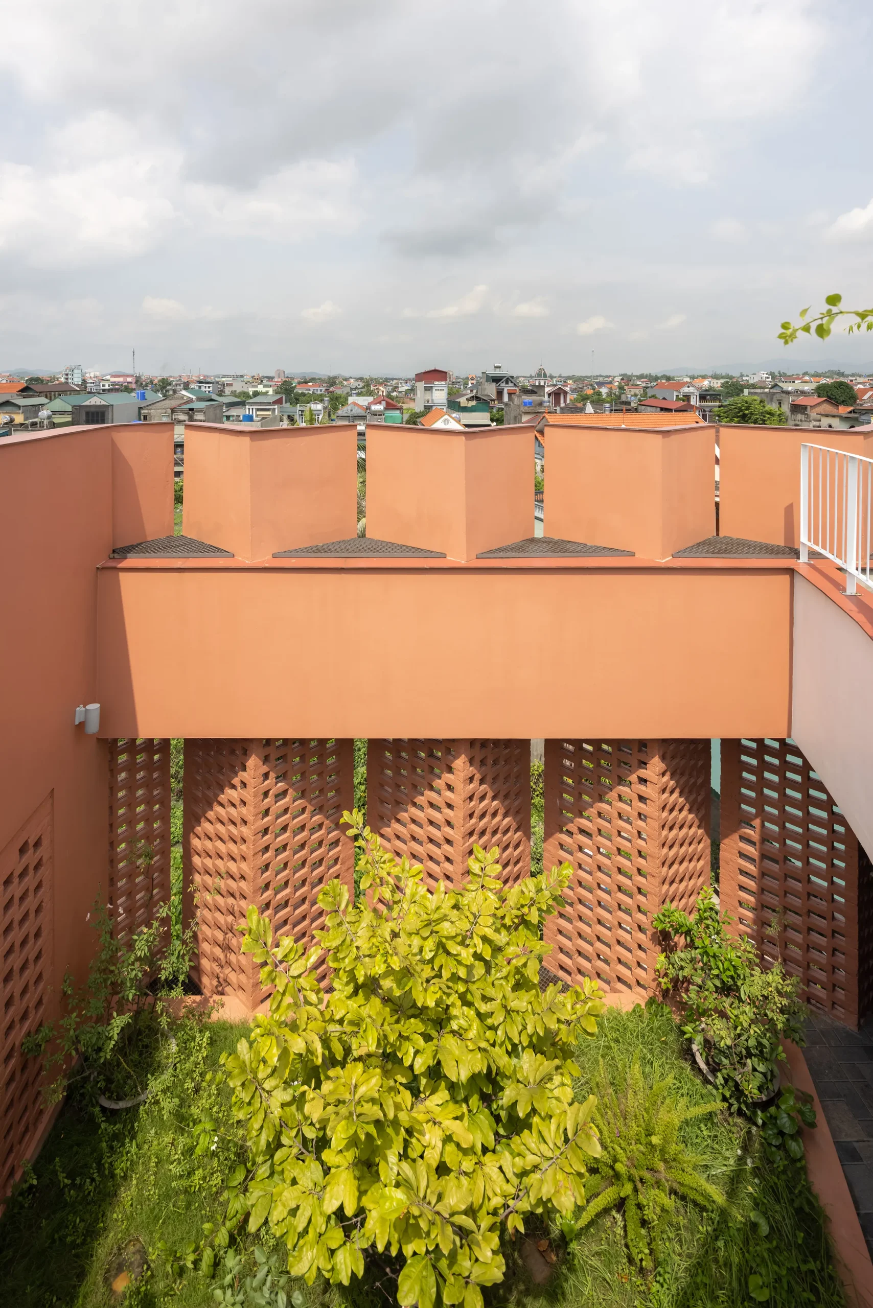 CUBE by H&P Architects is a Climate-Responsive Brick Home Inspired by Vietnamese Tradition 6 CUBE by H&P Architects is a Climate-Responsive Brick Home Inspired by Vietnamese Tradition