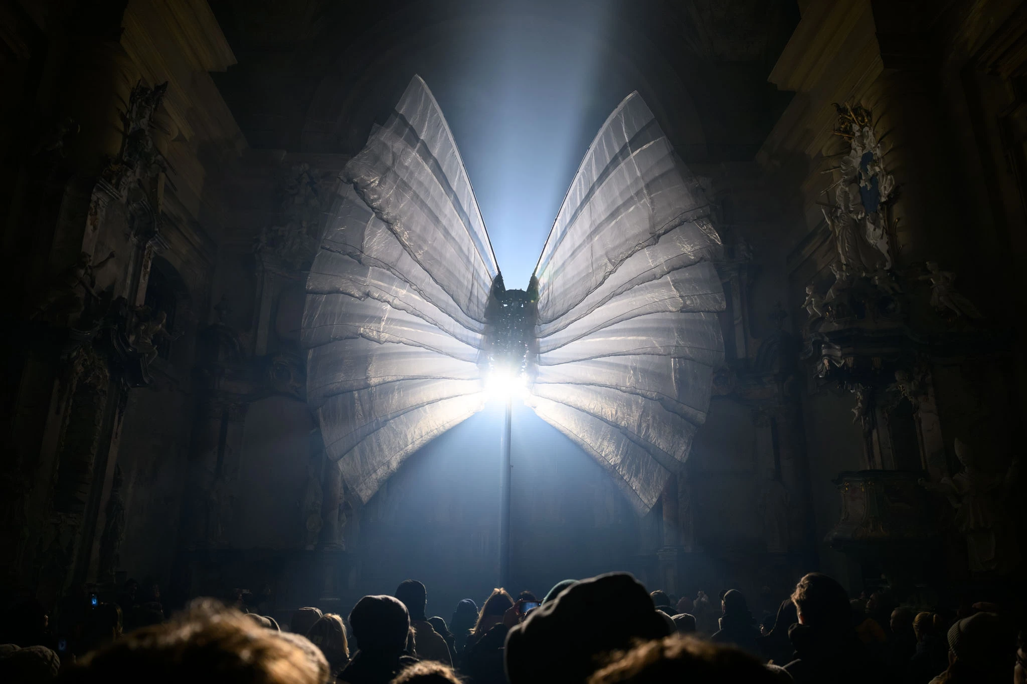 Leonardo da Vinci’s Flying Dreams Reborn in Boris Acket’s The Bird of a Thousand Voices 5 Leonardo da Vinci’s Flying Dreams Reborn in Boris Acket’s The Bird of a Thousand Voices