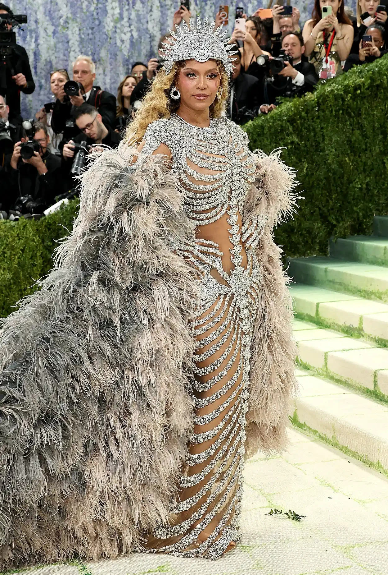 8 Jaw-Dropping Met Gala 2026 Looks Inspired by Art 13 10 Jaw-Dropping Met Gala 2026 Looks Inspired by Art