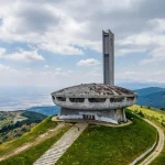 6 powerful Soviet-era landmarks