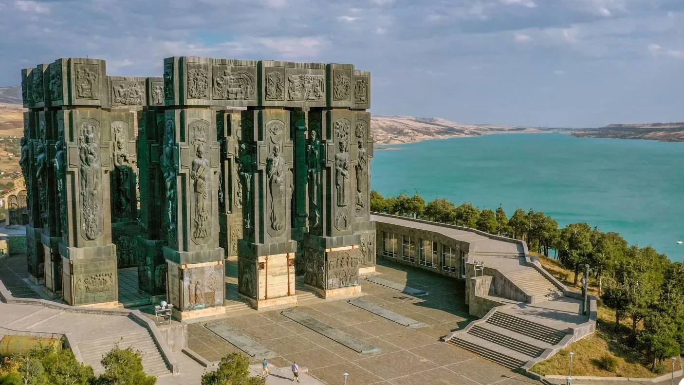 6 powerful Soviet-era landmarks