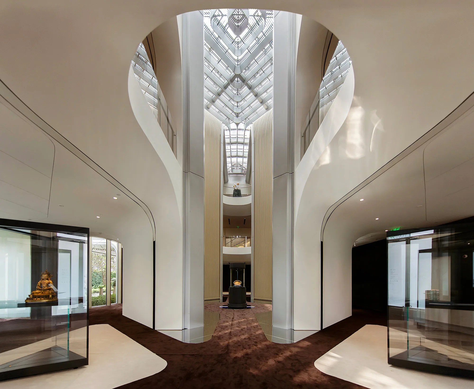 Foster + Partners Crafts Petal-Shaped Jia Art Gallery in Shanghai 5 Foster + Partners Crafts Petal-Shaped Art Destination in Shanghai