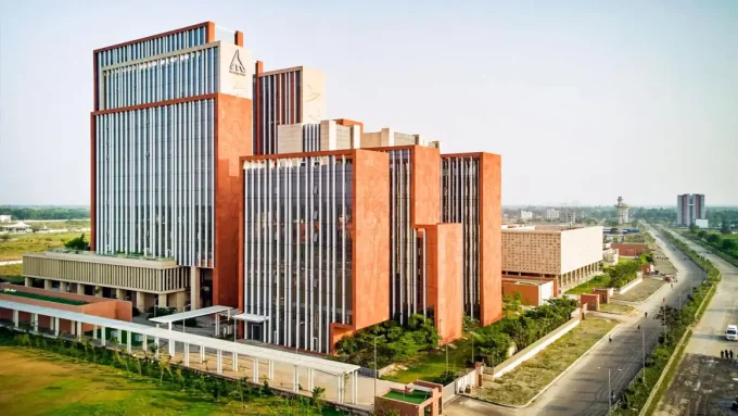 ITC Green Center by Morphogenesis Blends Art, Passive Design, and Mixed-Use Innovation in Kolkata