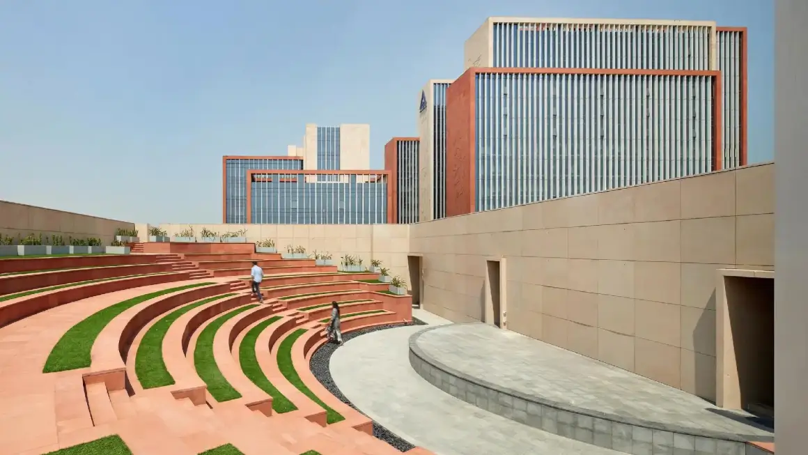 ITC Green Center by Morphogenesis Blends Art, Passive Design, and Mixed-Use Innovation in Kolkata 6 ITC Green Center by Morphogenesis Blends Art, Passive Design, and Mixed-Use Innovation in Kolkata
