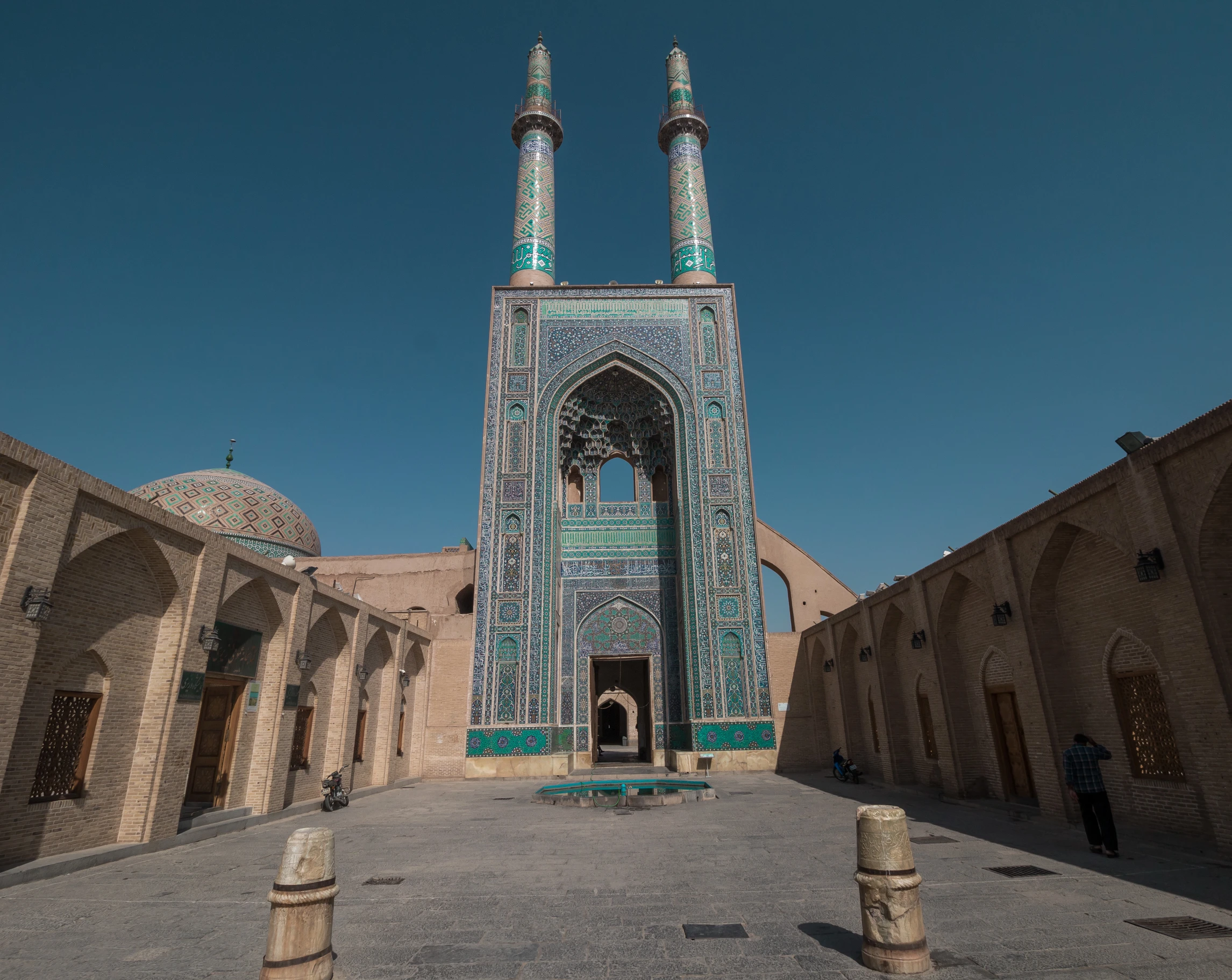 The Evolution of Minarets Across Islamic Architecture 20 The Evolution of Minarets Across Islamic Architecture