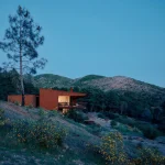 Faulkner Architects Designs Wildfire-Resilient Living in California’s Remote Landscapes