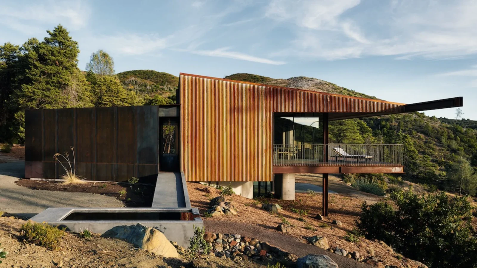 Faulkner Architects Designs Wildfire-Resilient Living in California’s Remote Landscapes