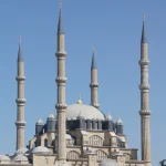 The Evolution of Minarets Across Islamic Architecture