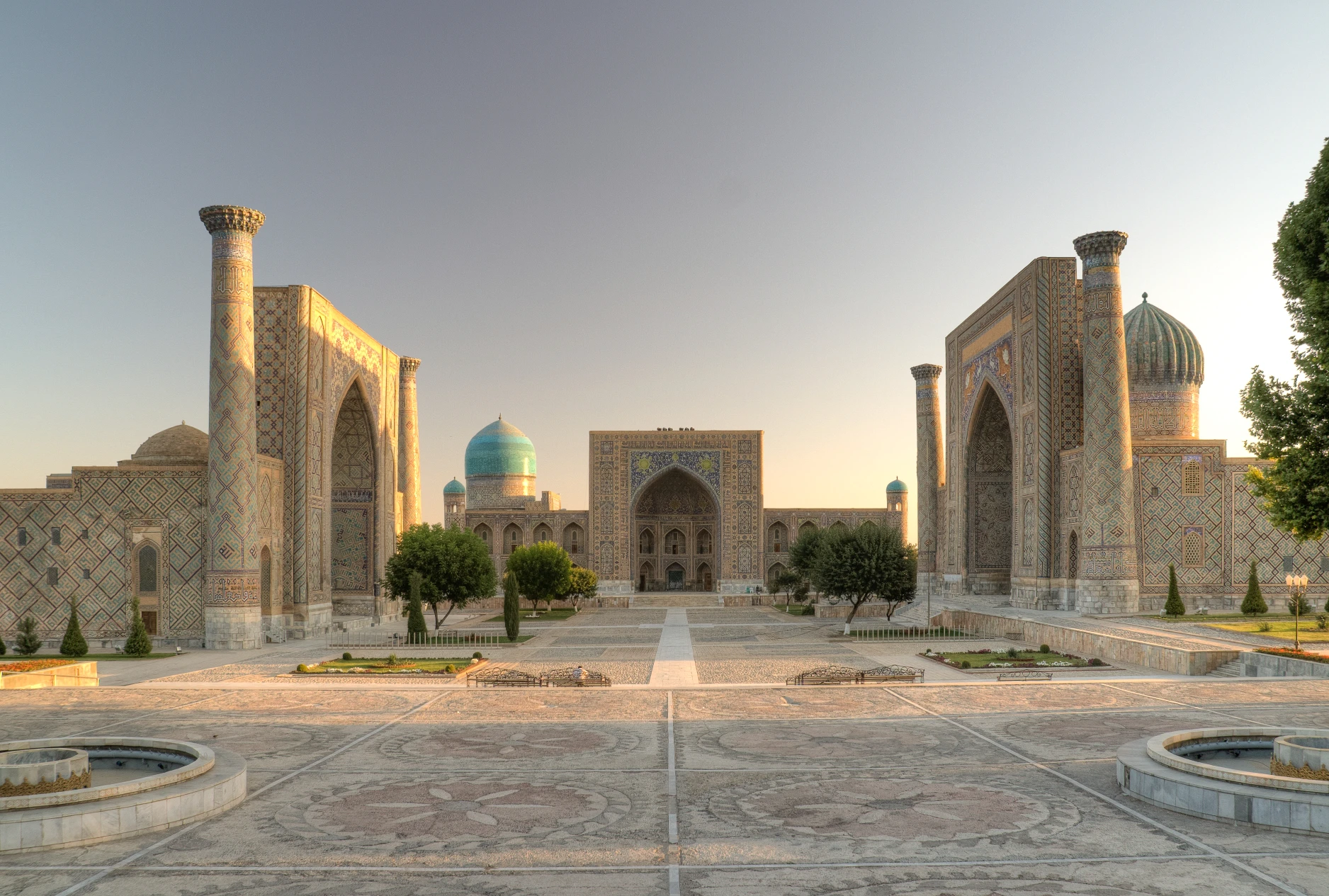 The Evolution of Minarets Across Islamic Architecture 15 The Evolution of Minarets Across Islamic Architecture