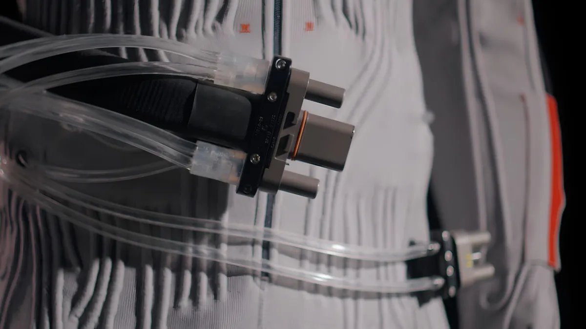 Prada Designs NASA’s Next-Generation Lunar Spacesuit 8 Prada Designs NASA’s Next-Generation Lunar Spacesuit