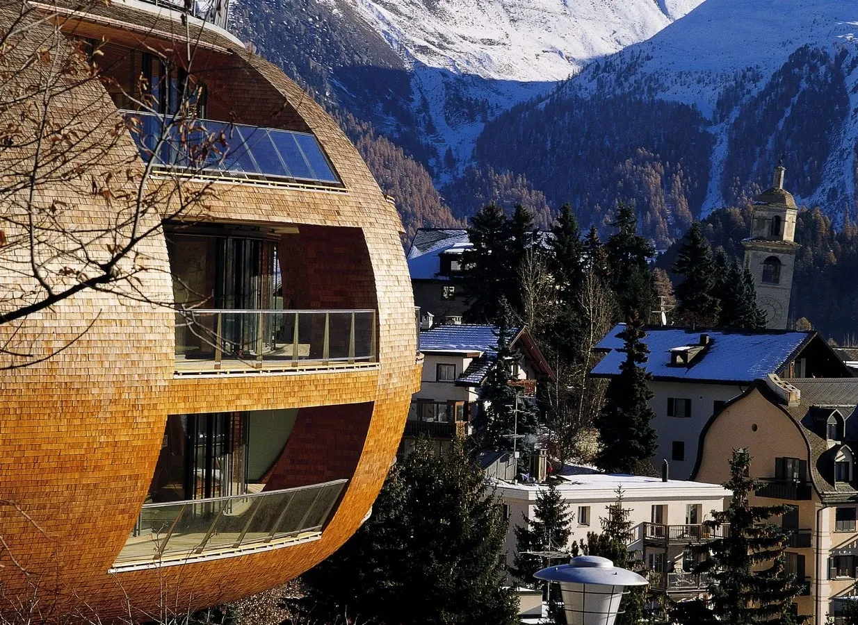 Cooling Cities Through Architectural Design in an Era of Extreme Urban Heat 5 Cooling Cities Through Design: Architecture in an Age of Heat