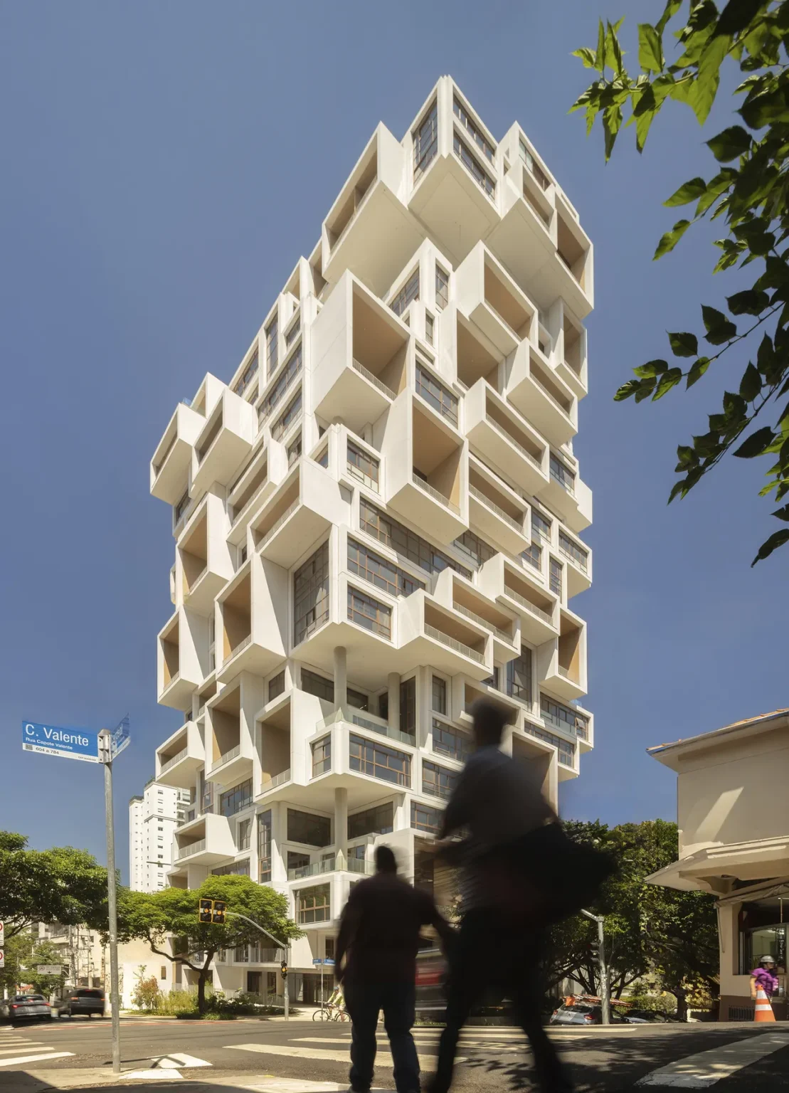 Valente Tower Introduces a Pixelated Façade to São Paulo