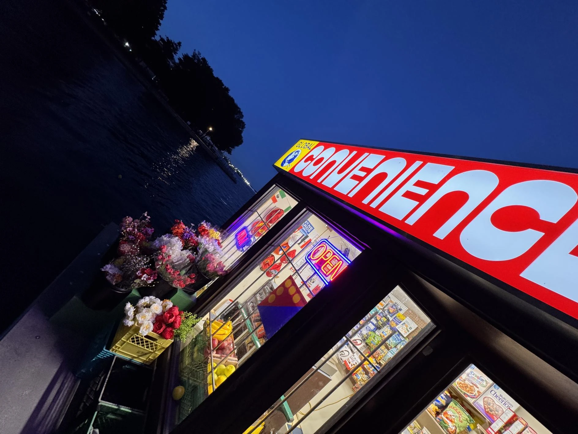 Floating Convenience Store