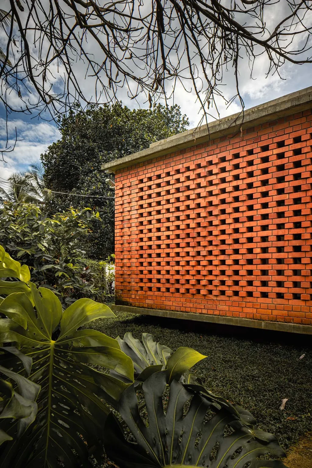 LIJO.RENY.architects Design a Brick-Wrapped Retreat House in Kerela
