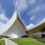 ZHA Opens Songshan Lake Exhibition and Performance Center in Dongguan