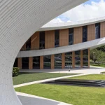 ZHA Opens Songshan Lake Exhibition and Performance Center in Dongguan
