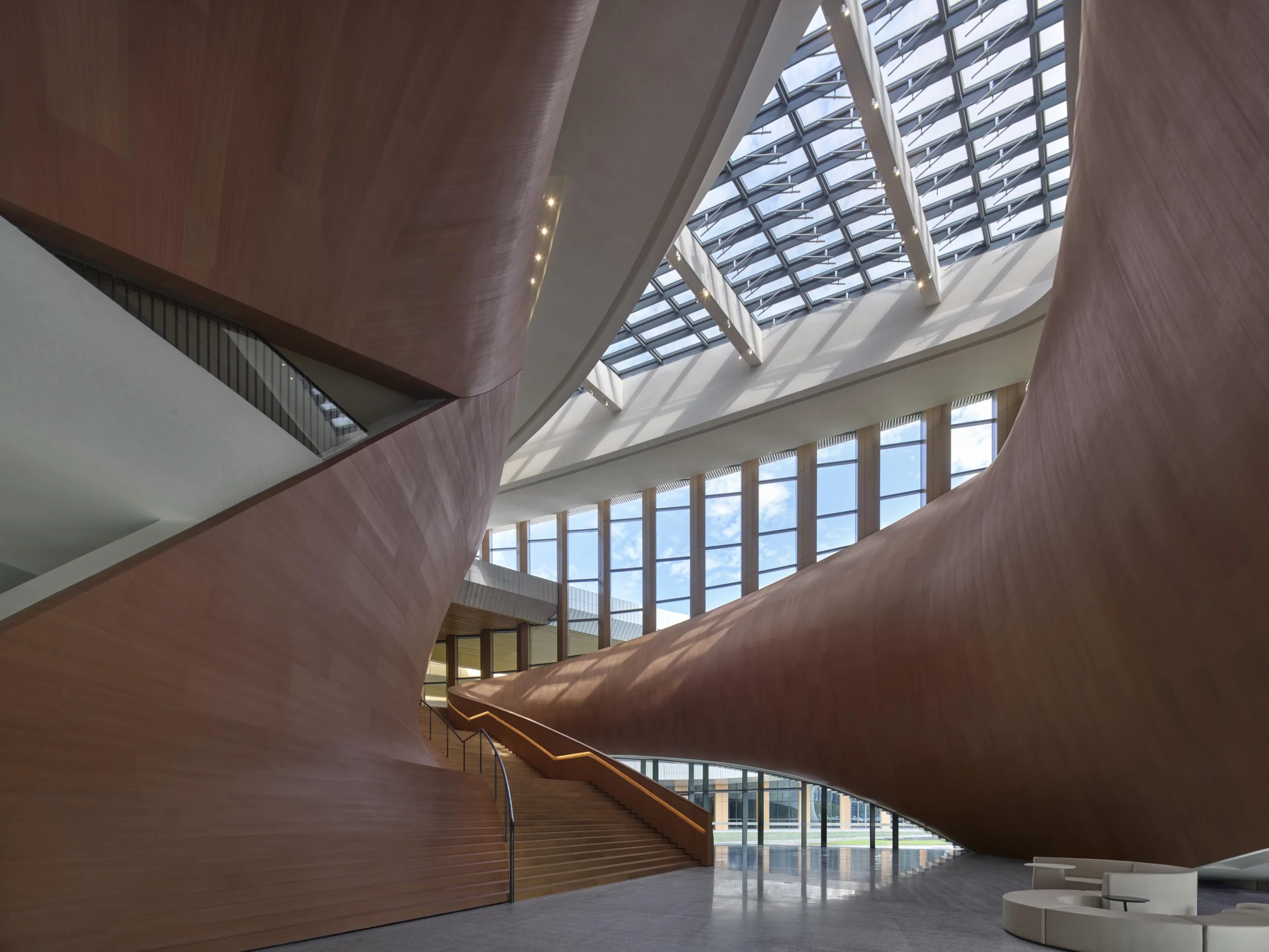 ZHA Opens Songshan Lake Exhibition and Performance Center in Dongguan 10 ZHA Opens Songshan Lake Exhibition and Performance Center in Dongguan