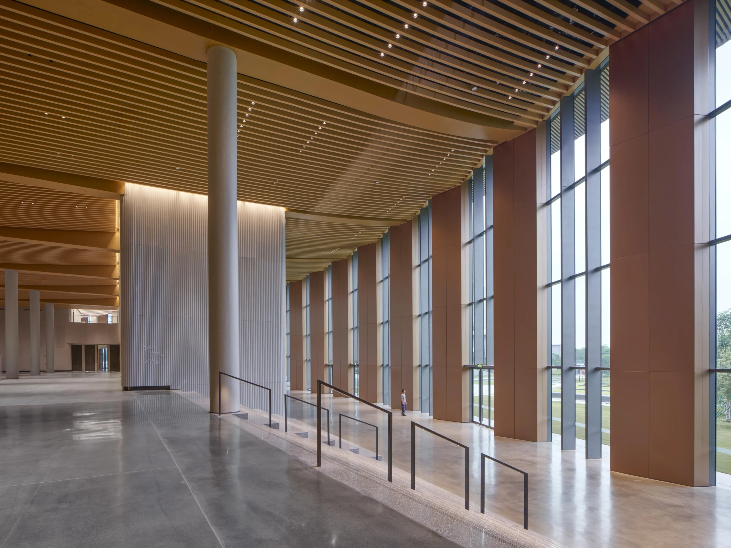 ZHA Opens Songshan Lake Exhibition and Performance Center in Dongguan 9 ZHA Opens Songshan Lake Exhibition and Performance Center in Dongguan