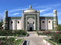Decoding Cities of the Silk Route: Architecture at the Crossroads of Trade